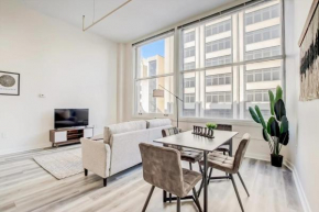 CozySuites - 2BR with Direct Skybridge Access #3